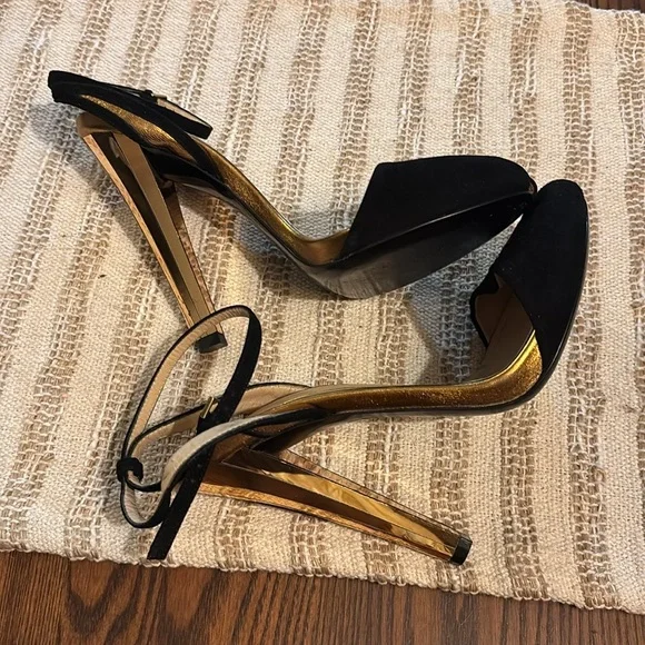 Gucci Black and Gold Mirrored Heels - Picture 5 of 9